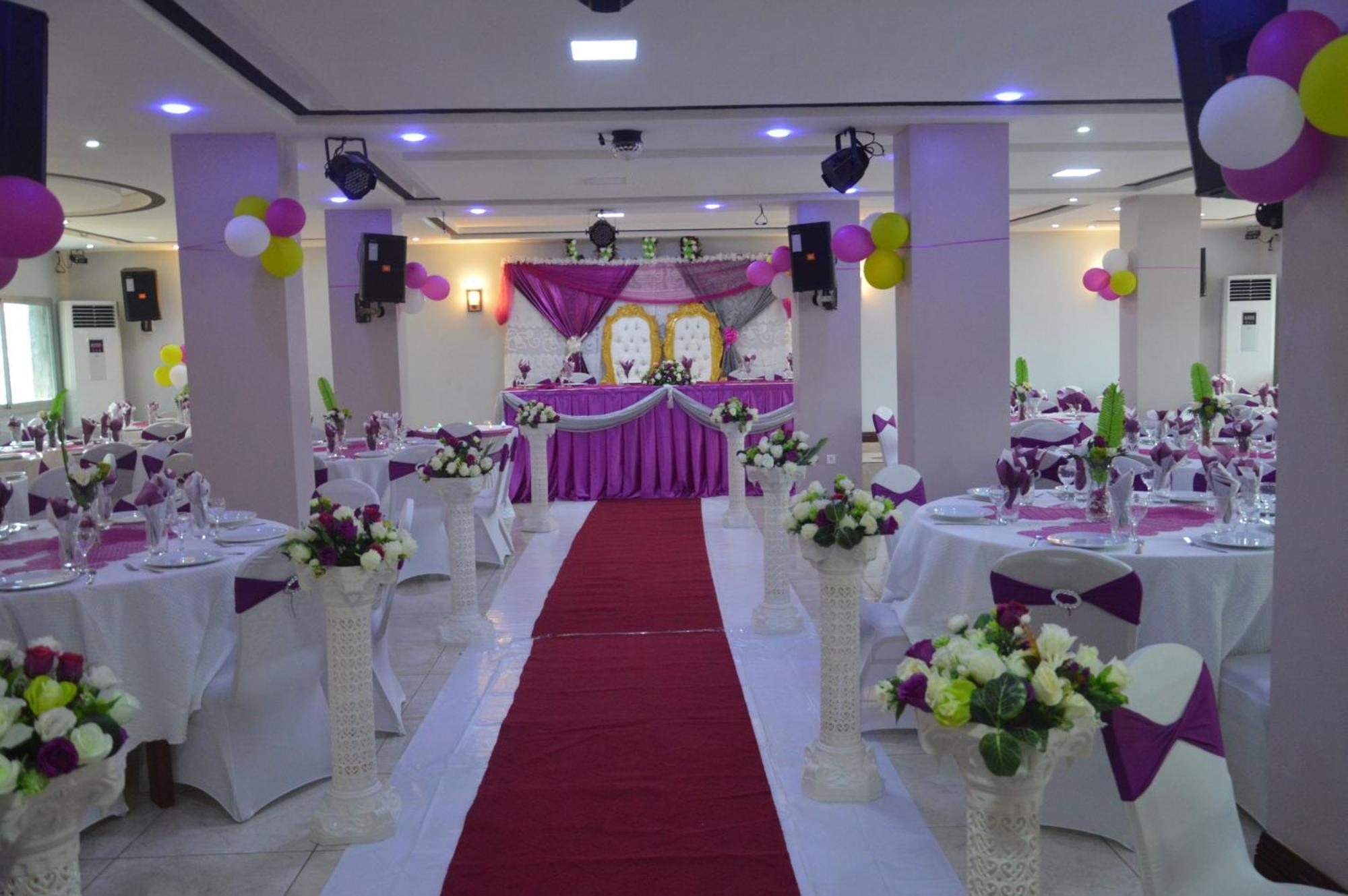 Nikita Hotel Yaoundé 外观 照片